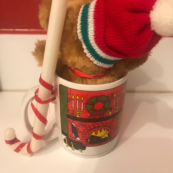 Christmas  🎄coffee cup with plush - Picture 4 of 5
